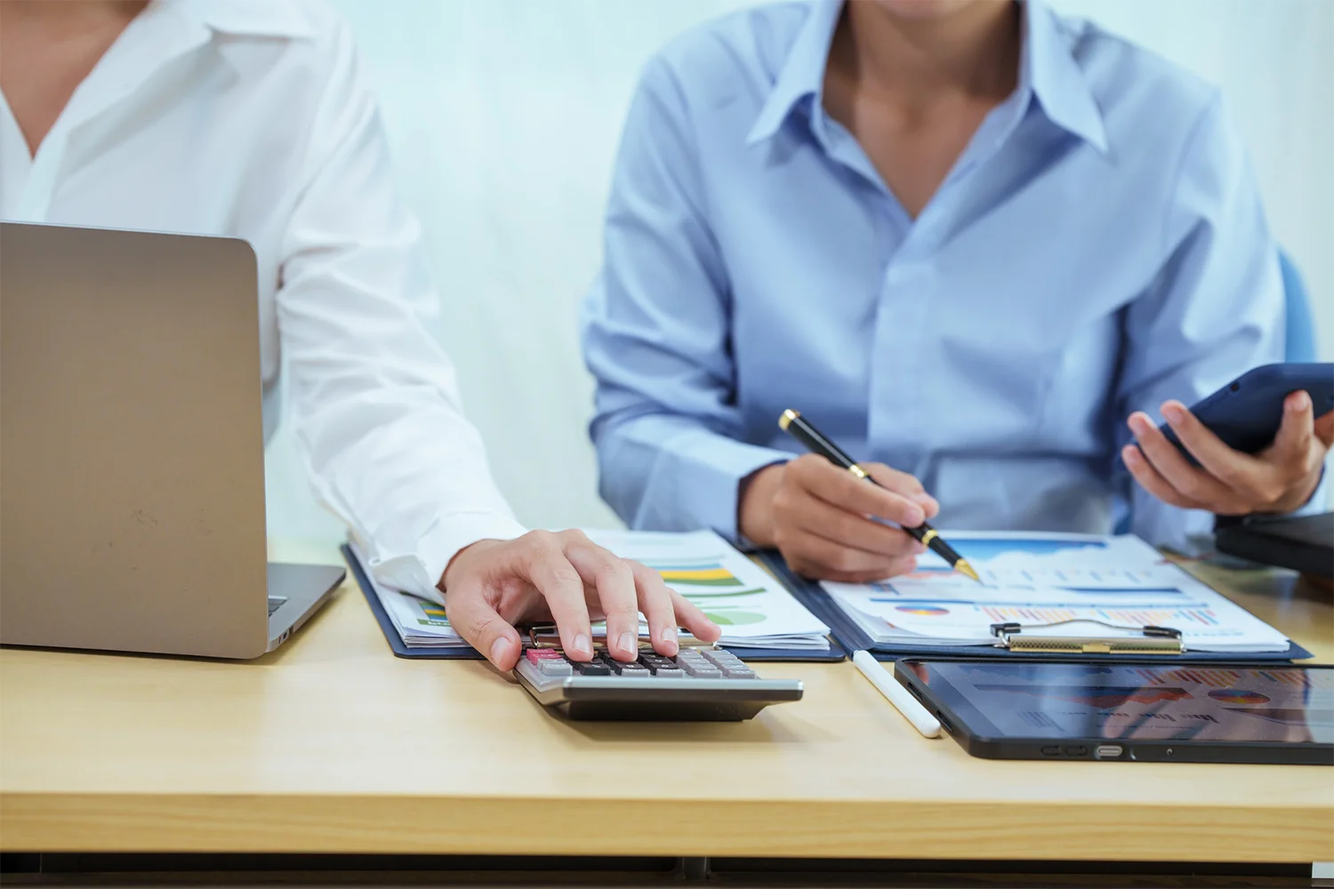 Asesoría contable profesional en Gijón y Avilés para empresas y particulares